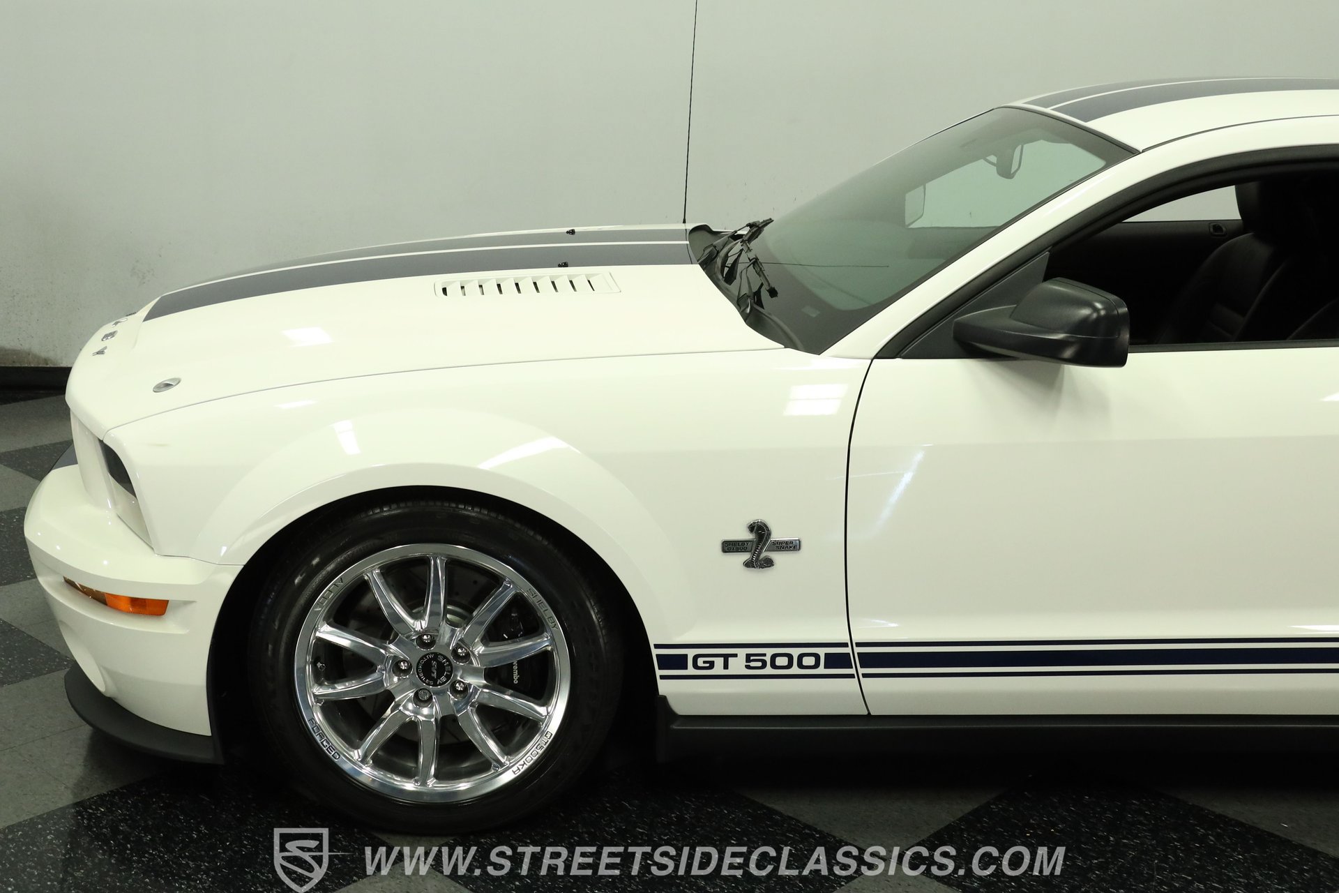 Used 2007 Ford Mustang Shelby GT500 RWD image 23