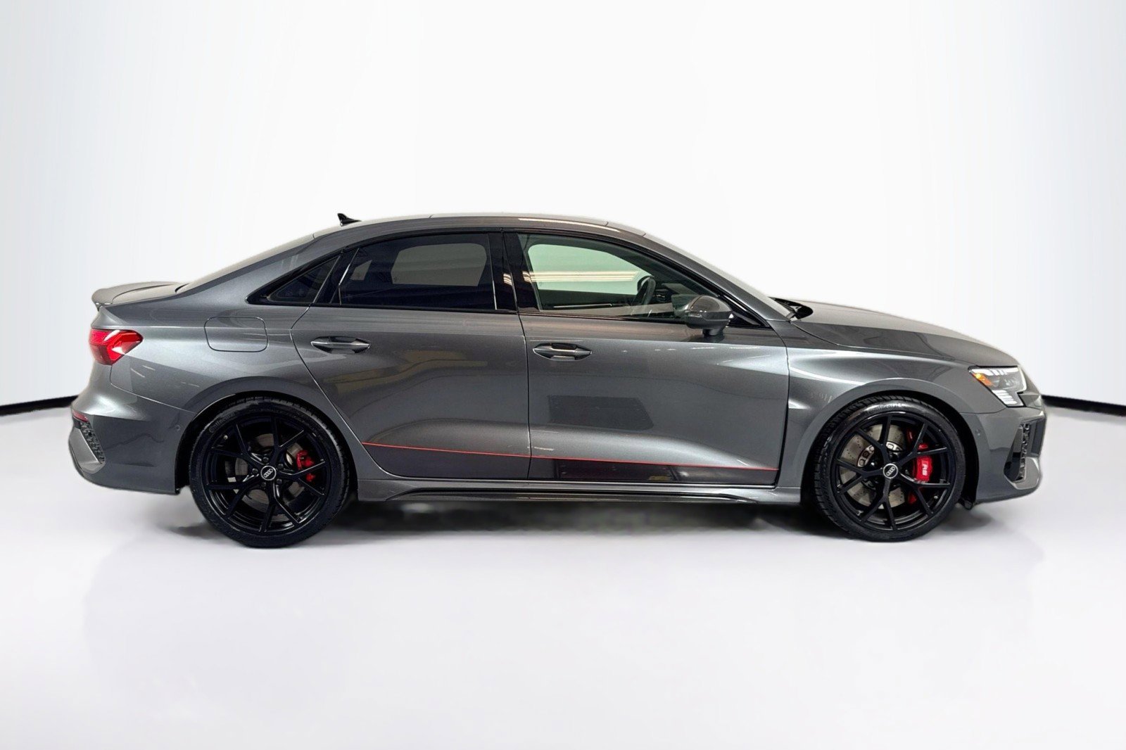 Used 2024 Audi RS 3 image 4