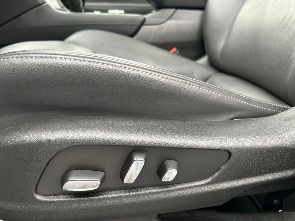 Certified 2024 Cadillac XT6 Premium Luxury image 25