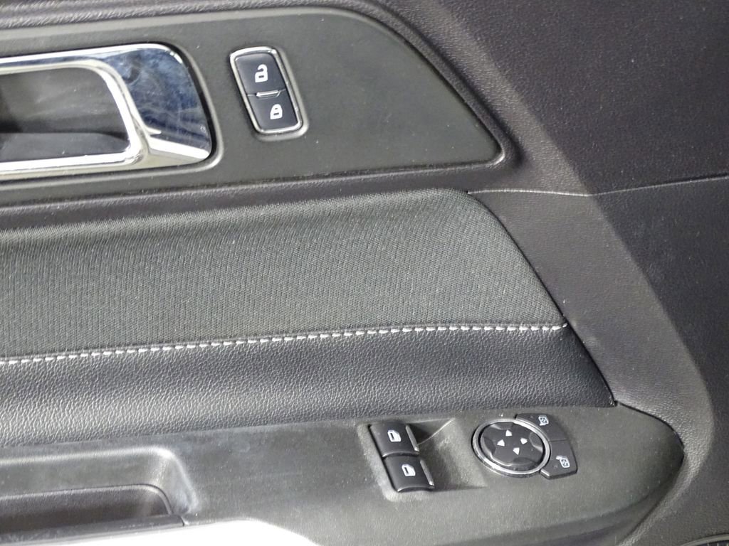 Used 2017 Ford Mustang GT image 17