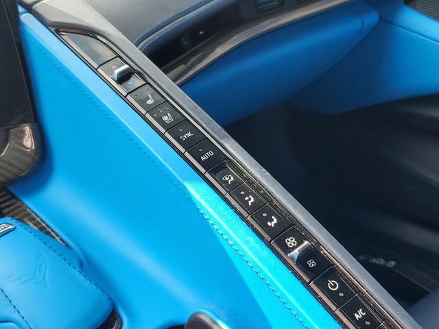 Used 2020 Chevrolet Corvette Stingray Premium Cpe w/ 3LT Preferred Equipment Group image 27