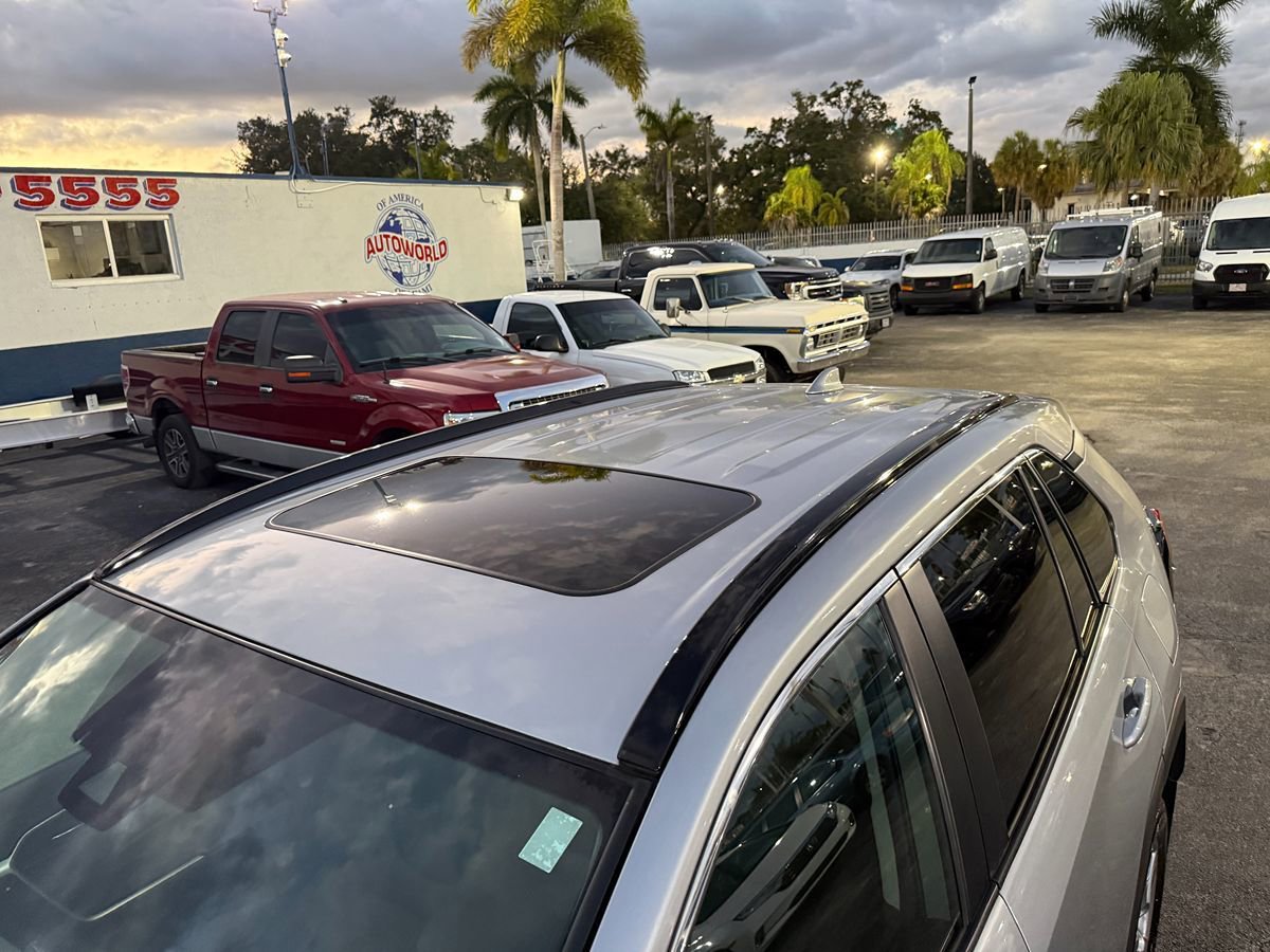 Used 2022 Toyota RAV4 XLE w/ Convenience Package AWD/4WD image 52