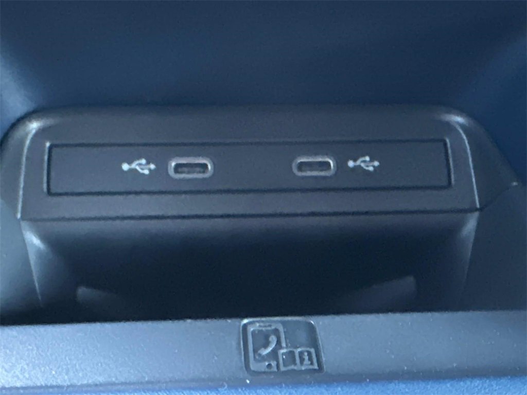 New 2025 Volkswagen ID. Buzz Pro S image 8