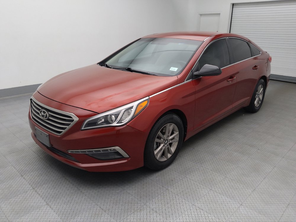 Used 2015 Hyundai Sonata SE FWD image 2