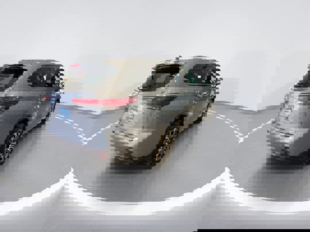 Used 2020 Toyota Highlander XLE image 8