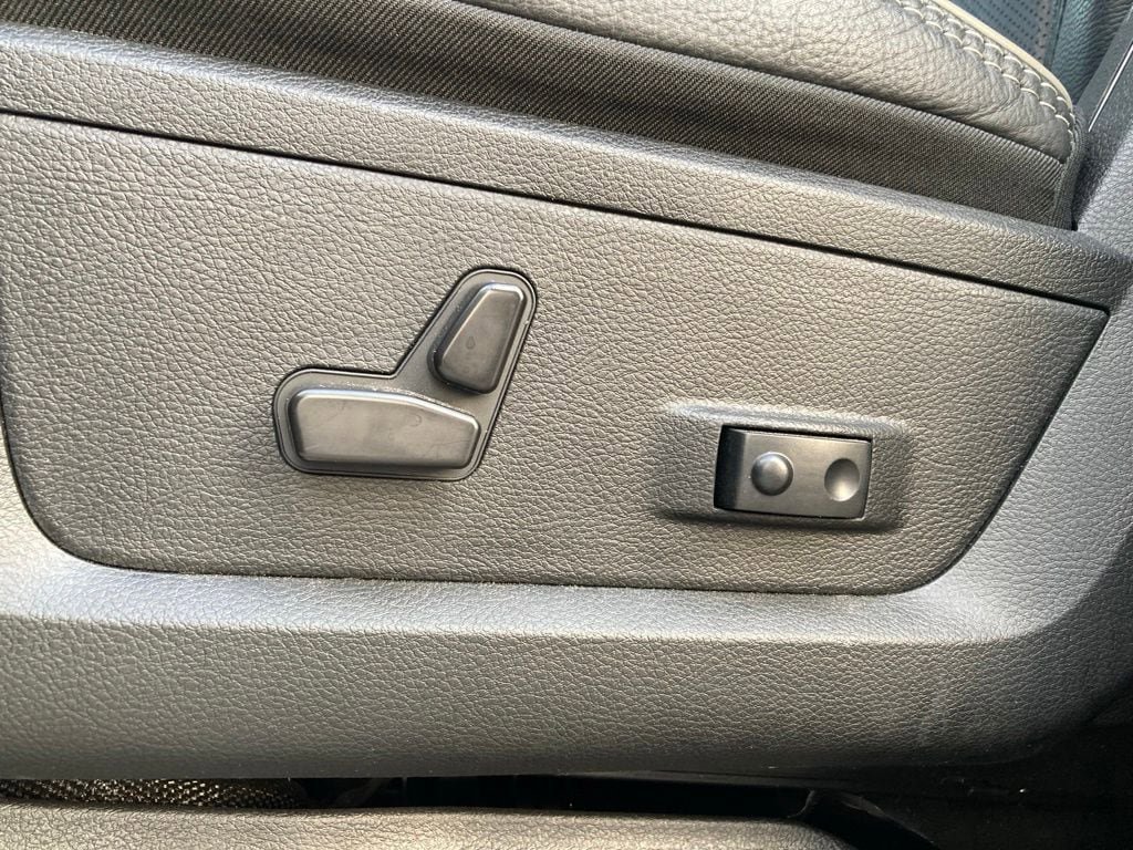 Used 2024 RAM 2500 Limited AWD/4WD image 14