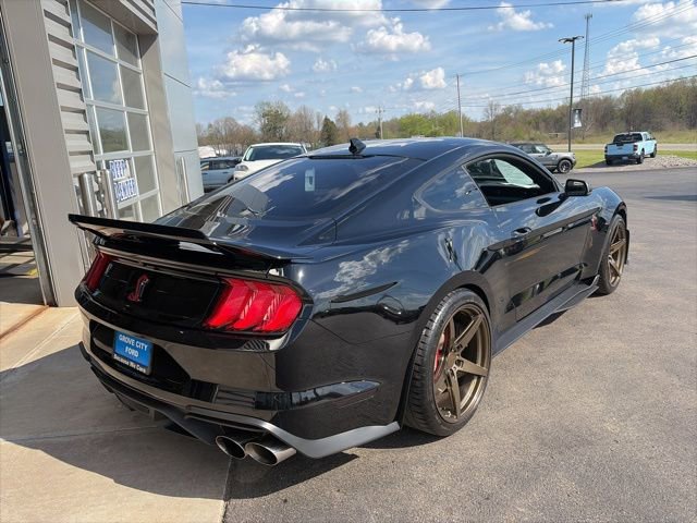 Used 2022 Ford Mustang Shelby GT500 w/ Technology Package RWD image 3