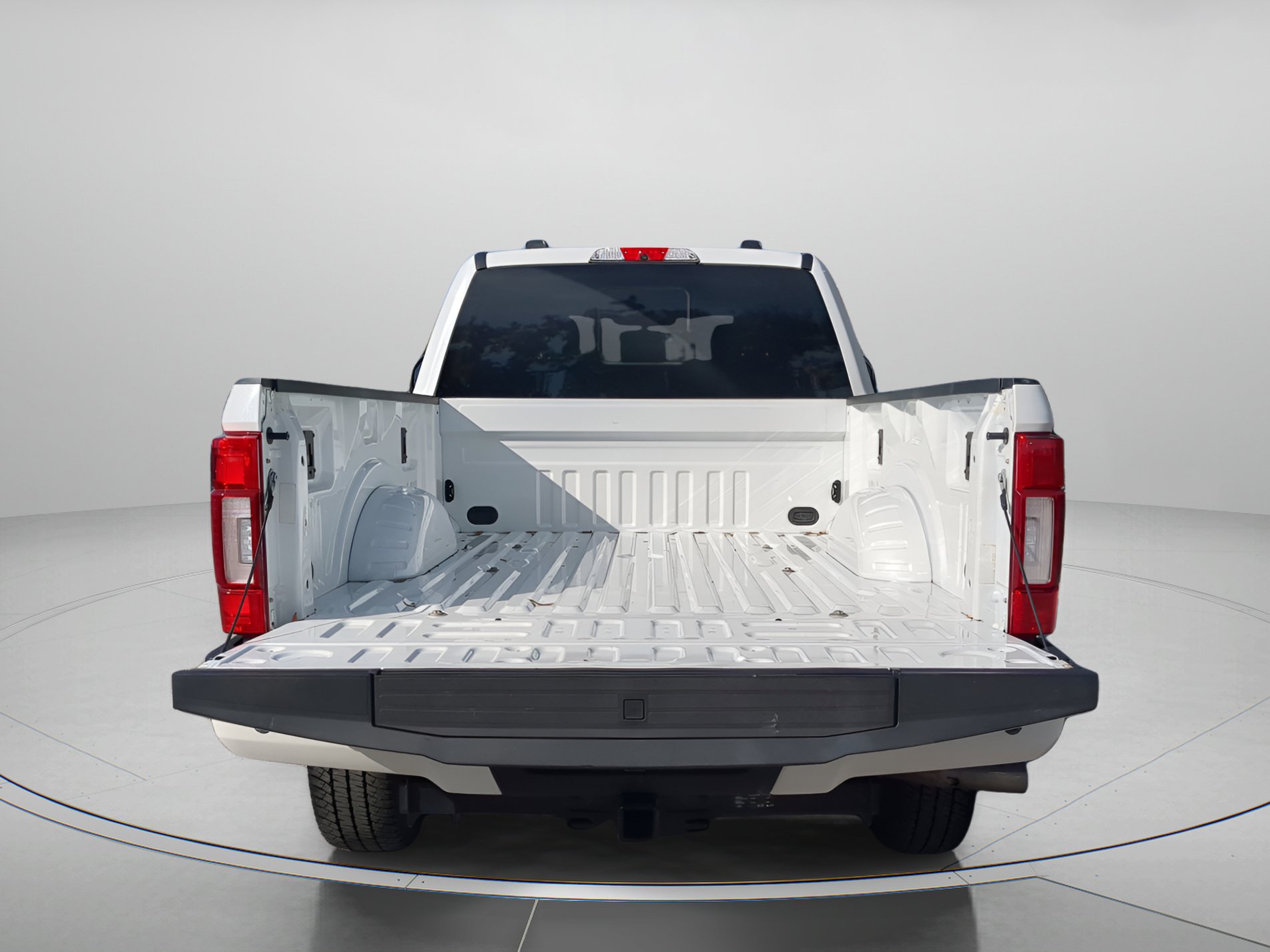 Certified 2022 Ford F250 Platinum w/ FX4 Off-Road Package image 38