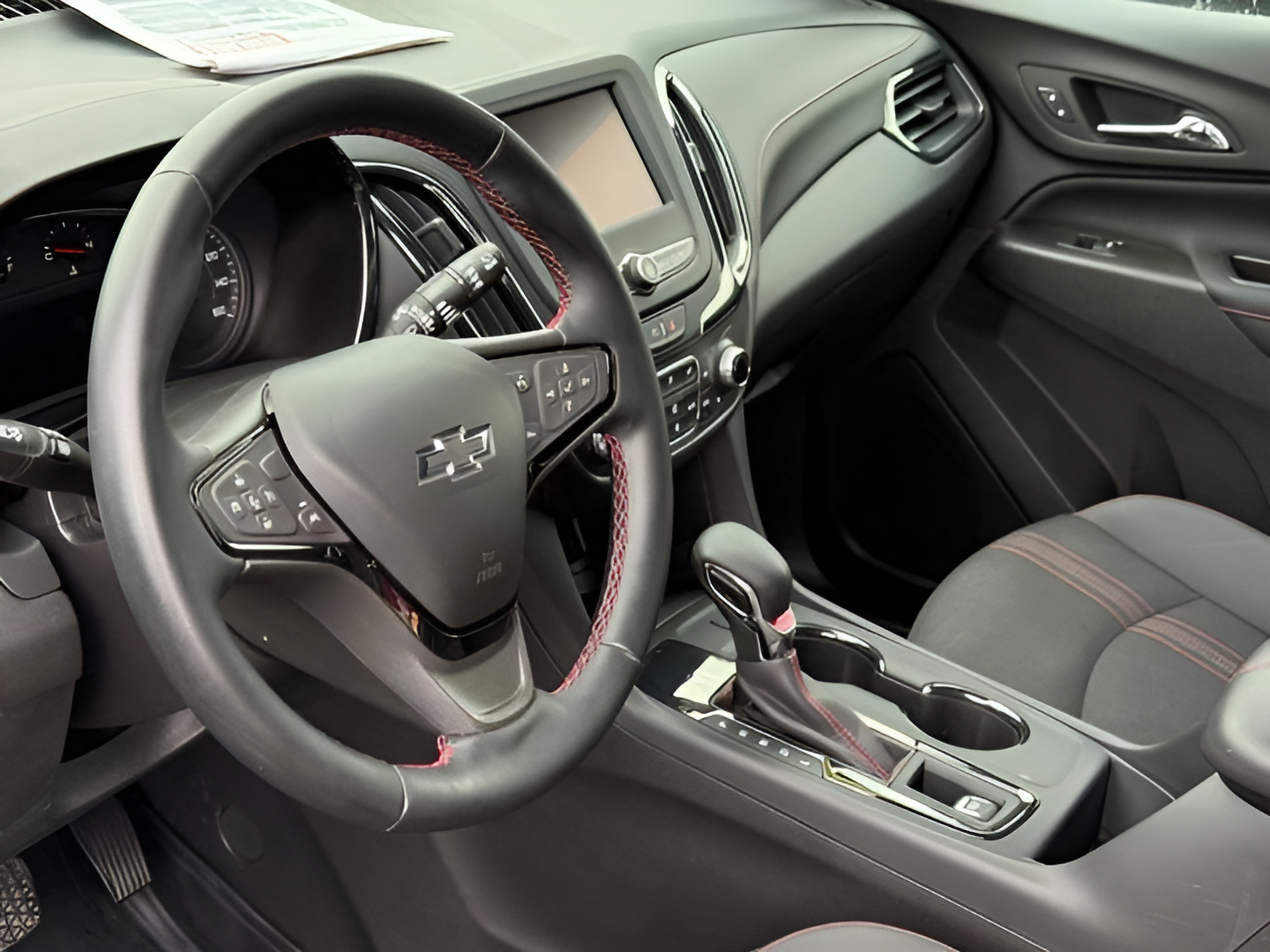 Used 2023 Chevrolet Equinox RS FWD image 19