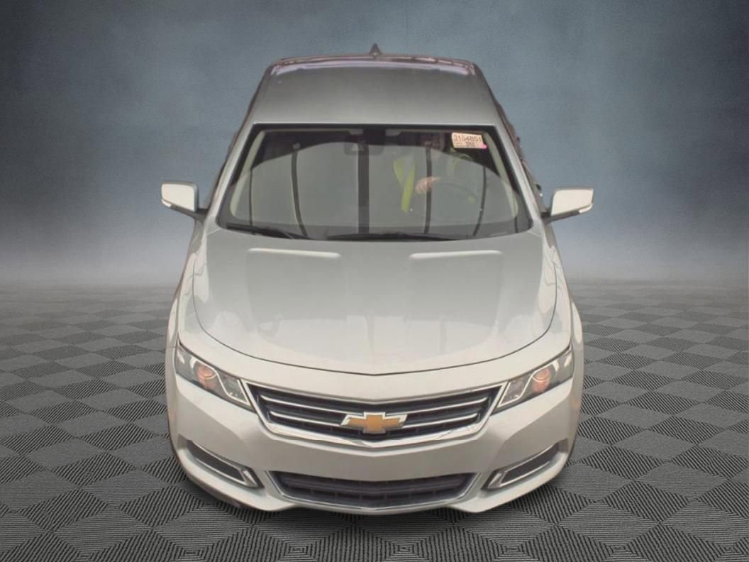 Used 2016 Chevrolet Impala LT w/ Convenience Package image 2