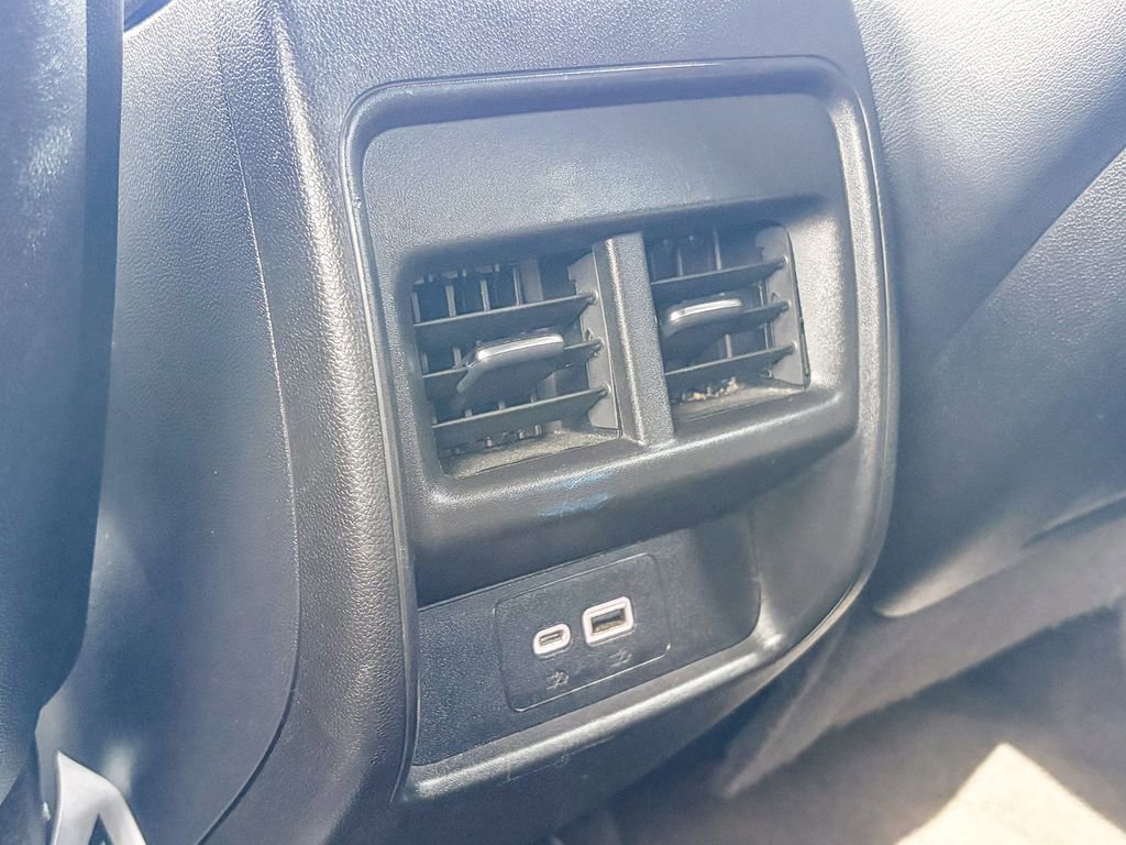 Used 2020 Cadillac XT4 Premium Luxury FWD image 14