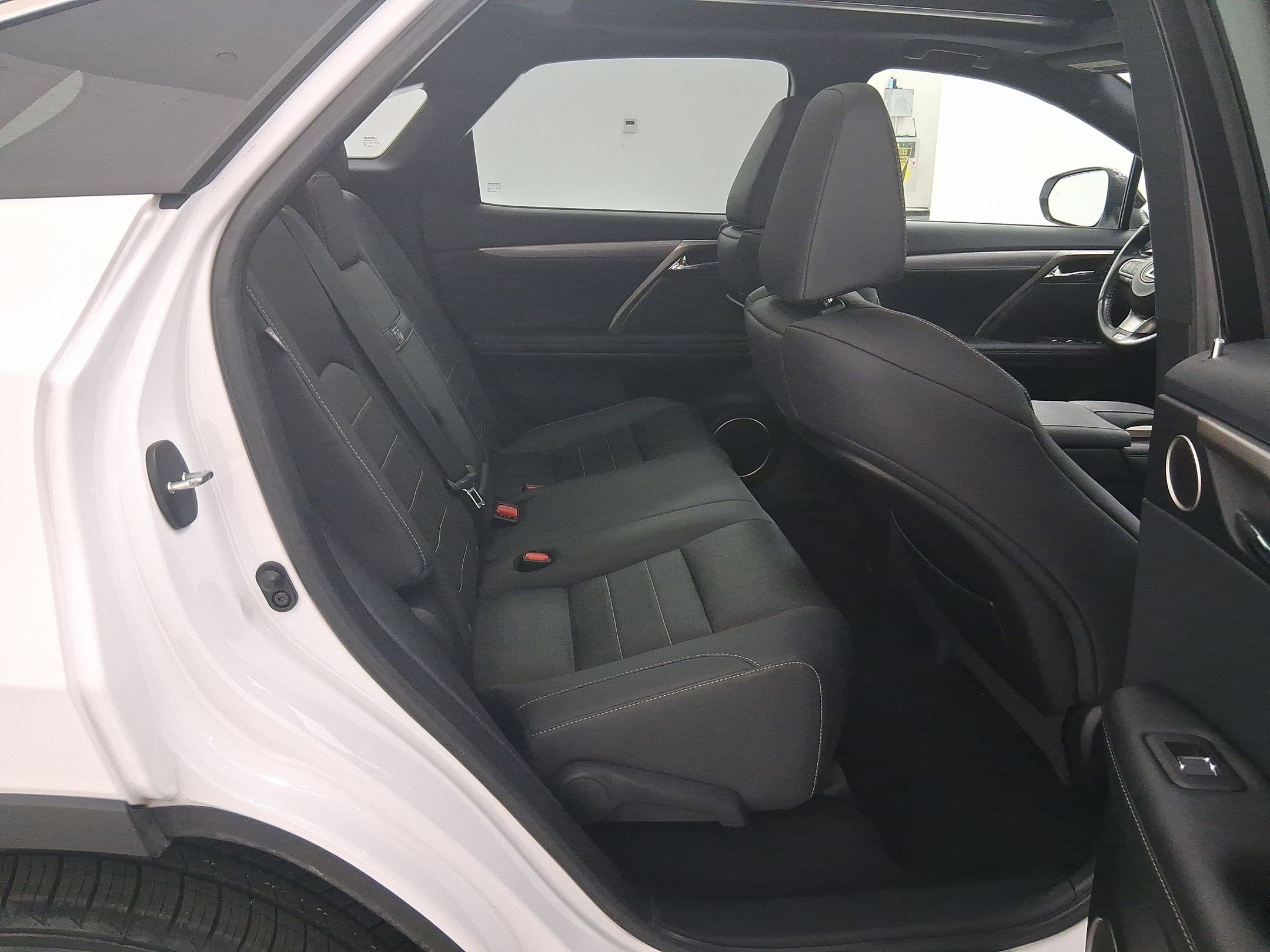 Certified 2022 Lexus RX 450h F Sport image 31