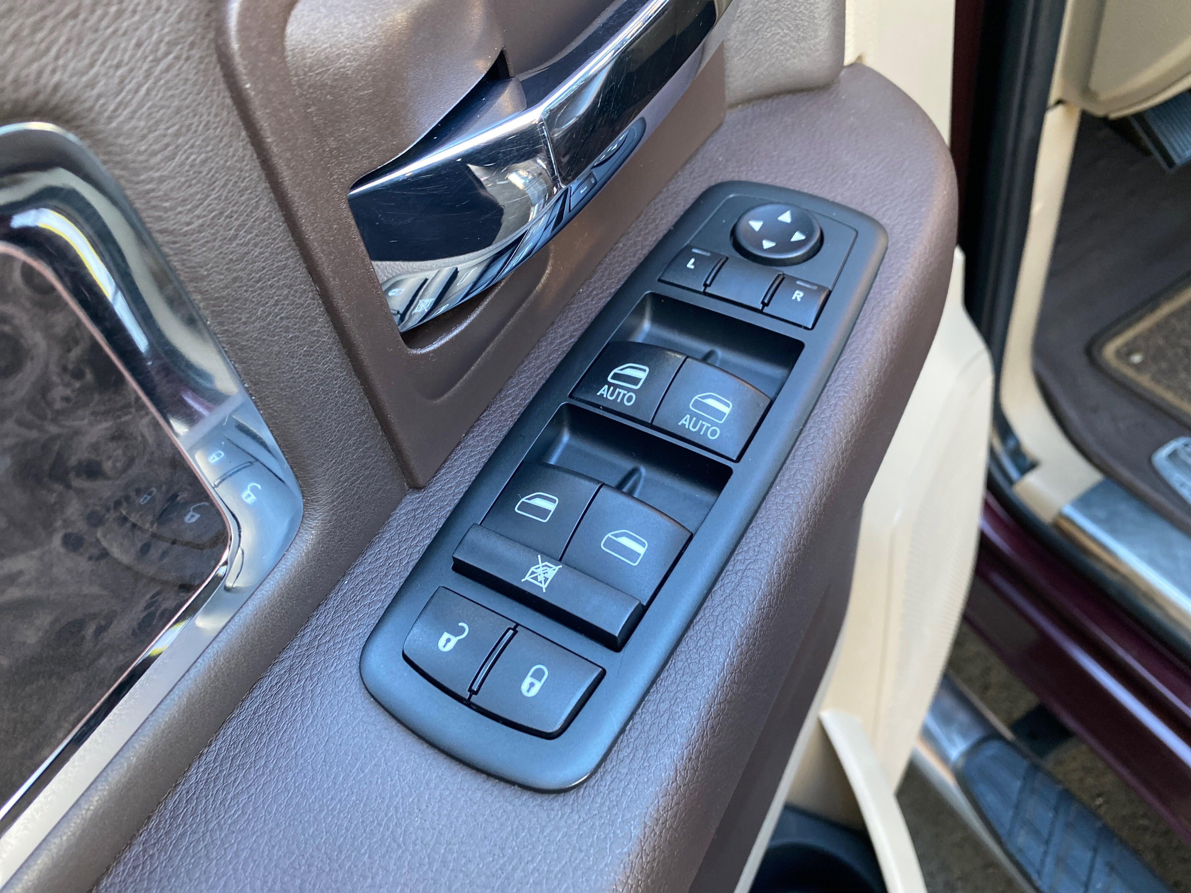 Used 2012 RAM 3500 Laramie Longhorn w/ Cold Weather Group image 26