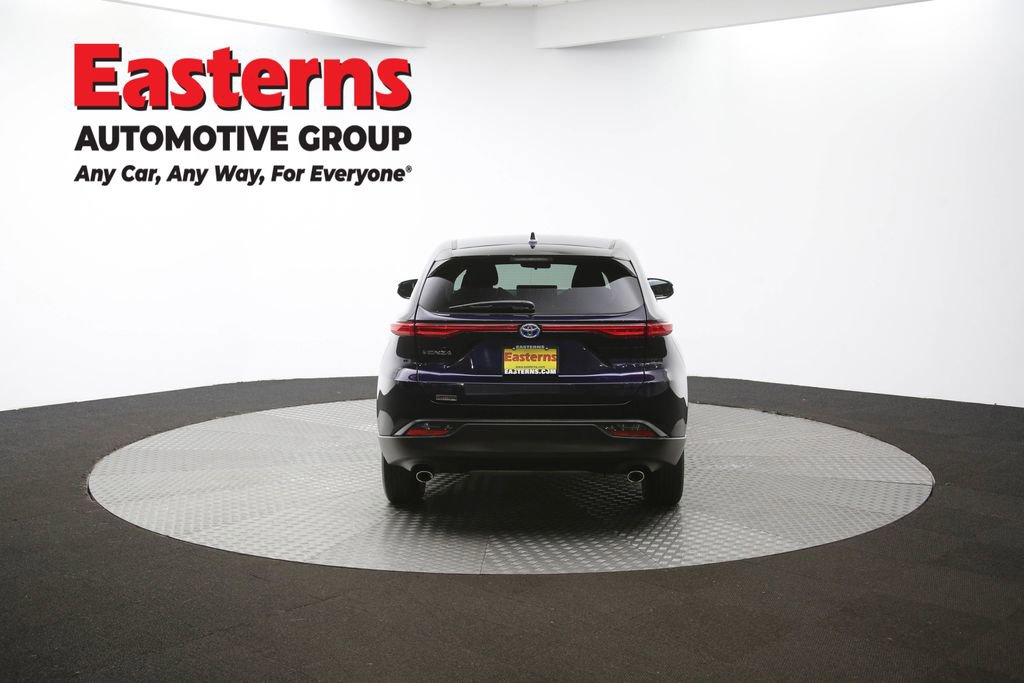 Used 2024 Toyota Venza LE image 35