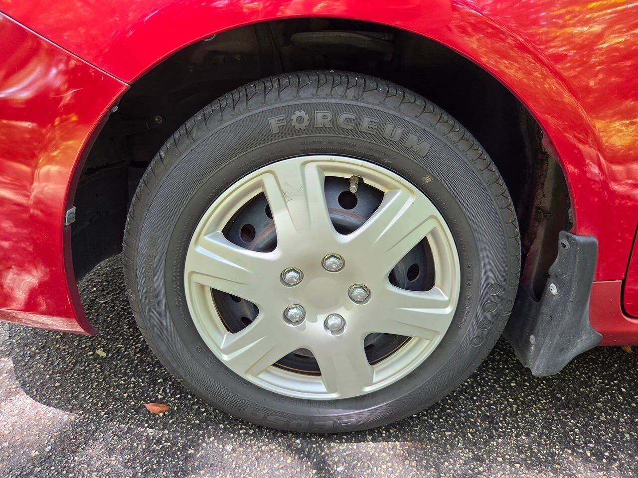 Used 2013 Toyota Corolla L FWD image 15