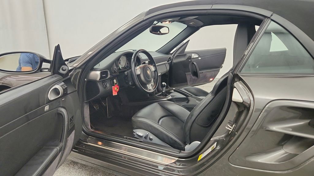 Used 2008 Porsche 911 Turbo image 17