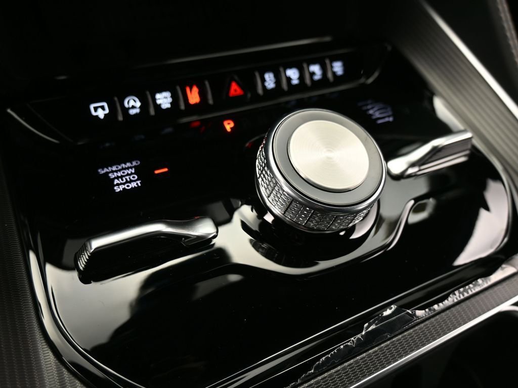 New 2026 Jeep Grand Wagoneer L Summit image 25