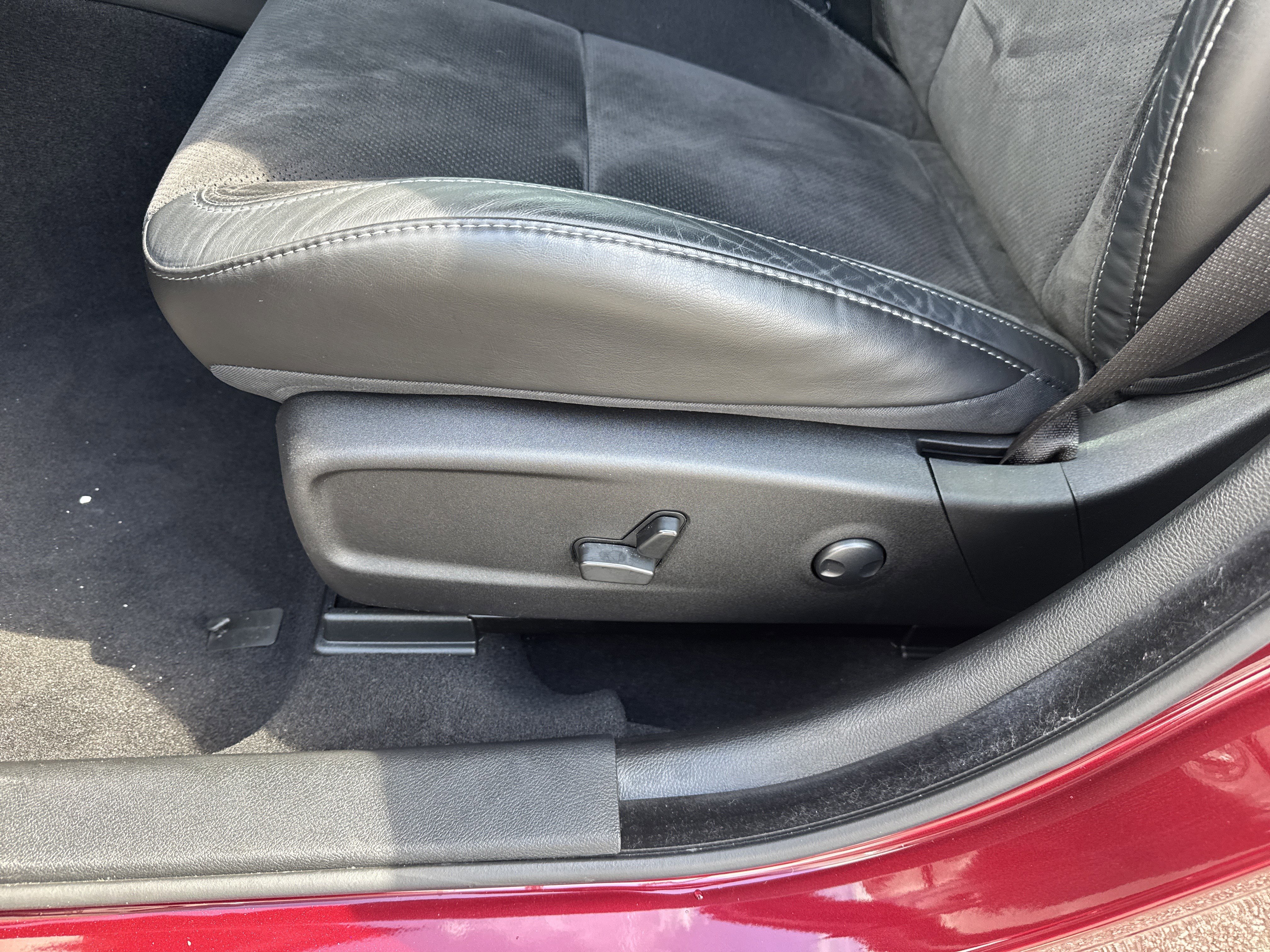 Used 2023 Dodge Charger R/T w/ Plus Group image 12