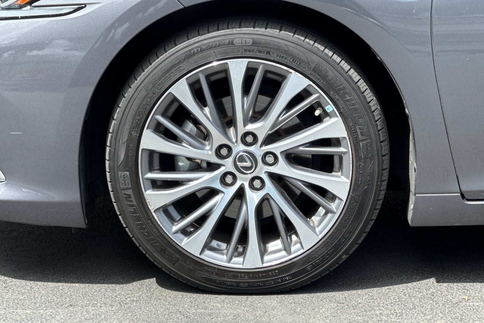 Certified 2020 Lexus ES 300h w/ Premium Package FWD image 36