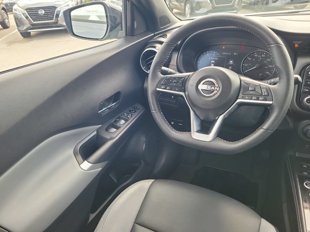 Used 2024 Nissan Kicks SR w/ SR Premium Package FWD image 15