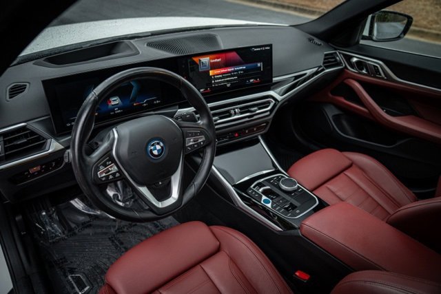 Used 2023 BMW i4 eDrive35 image 24