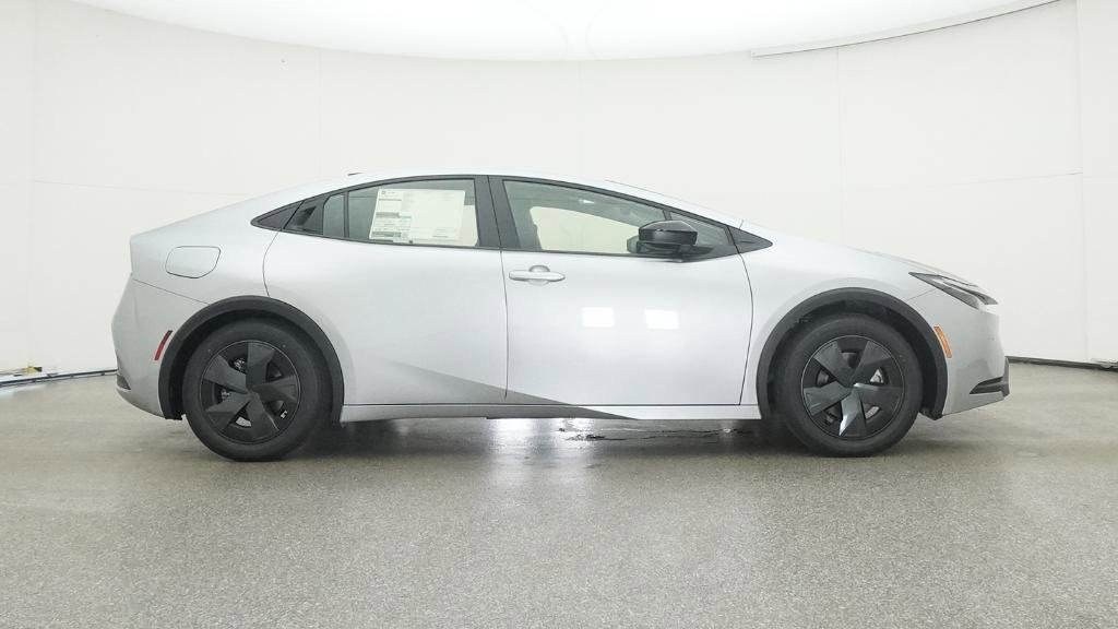 New 2026 Toyota Prius Plug-In Hybrid image 27