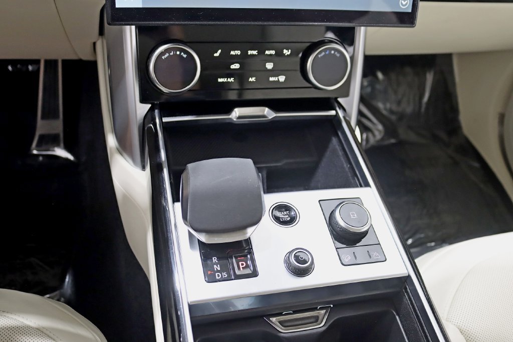 Used 2023 Land Rover Range Rover SE AWD/4WD image 24