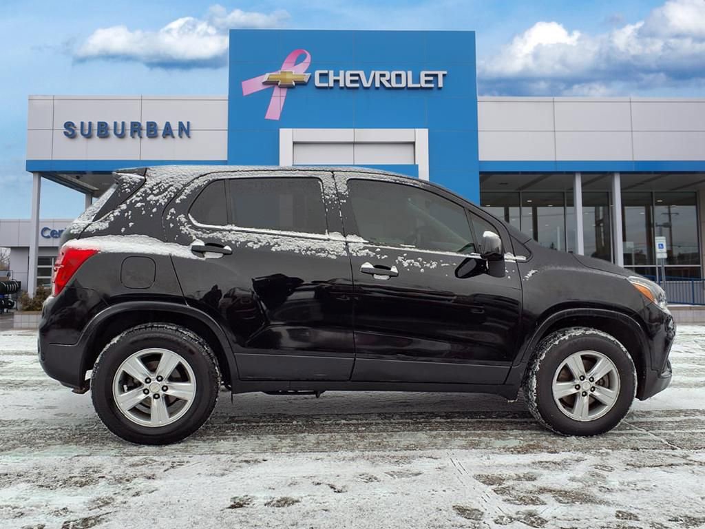 Used 2021 Chevrolet Trax LS w/ Tint and Cruise Package image 4