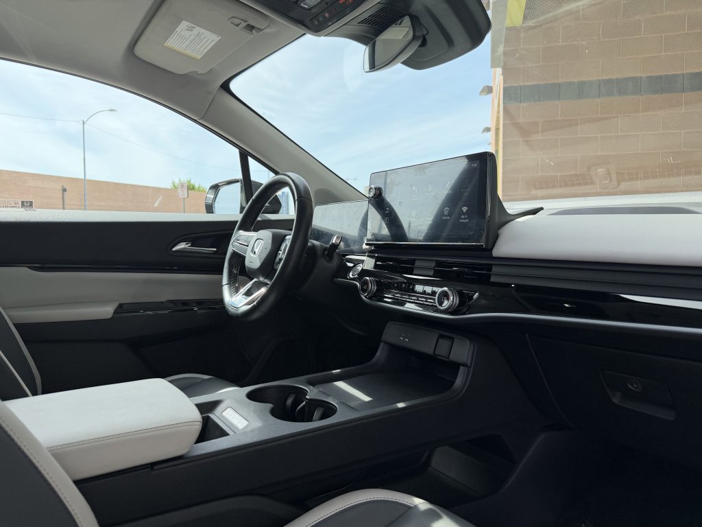 Used 2024 Honda Prologue Touring image 39