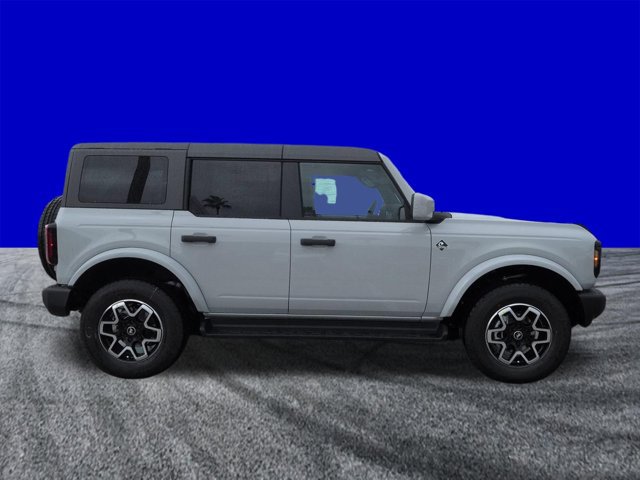 New 2026 Ford Bronco Outer Banks AWD/4WD image 3