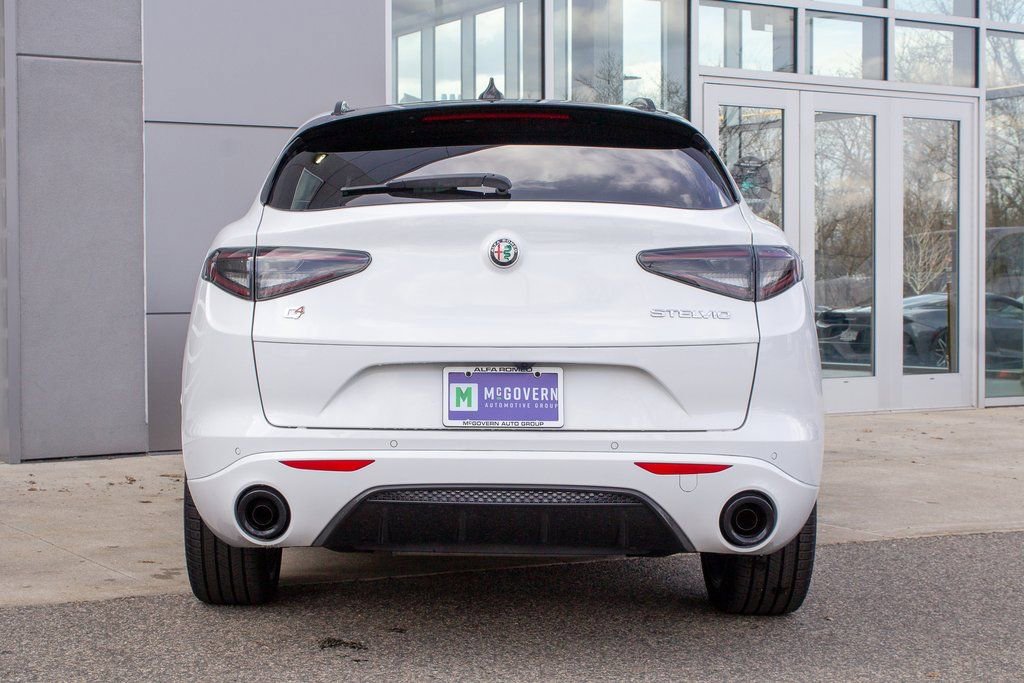 New 2025 Alfa Romeo Stelvio Tributo Italiano w/ Driving Assist Package image 9
