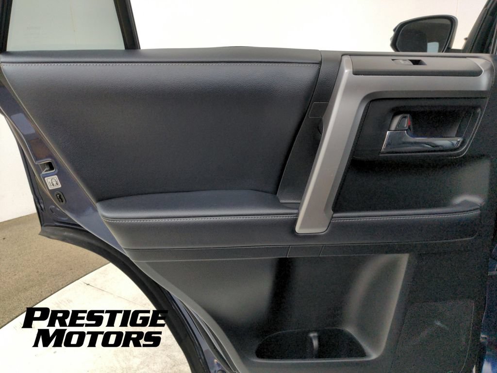 Used 2018 Toyota 4Runner Limited AWD/4WD image 28