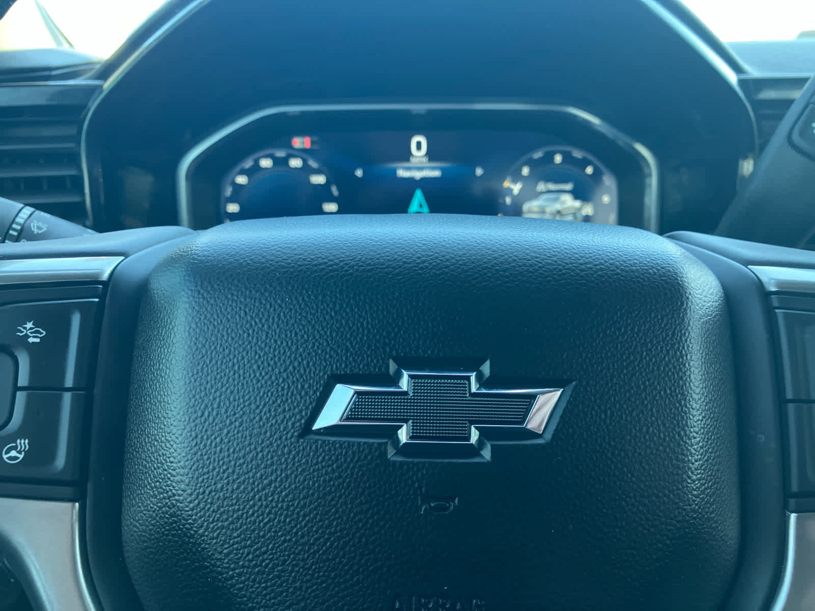 Used 2026 Chevrolet Silverado 1500 RST w/ RST Select Package AWD/4WD image 17