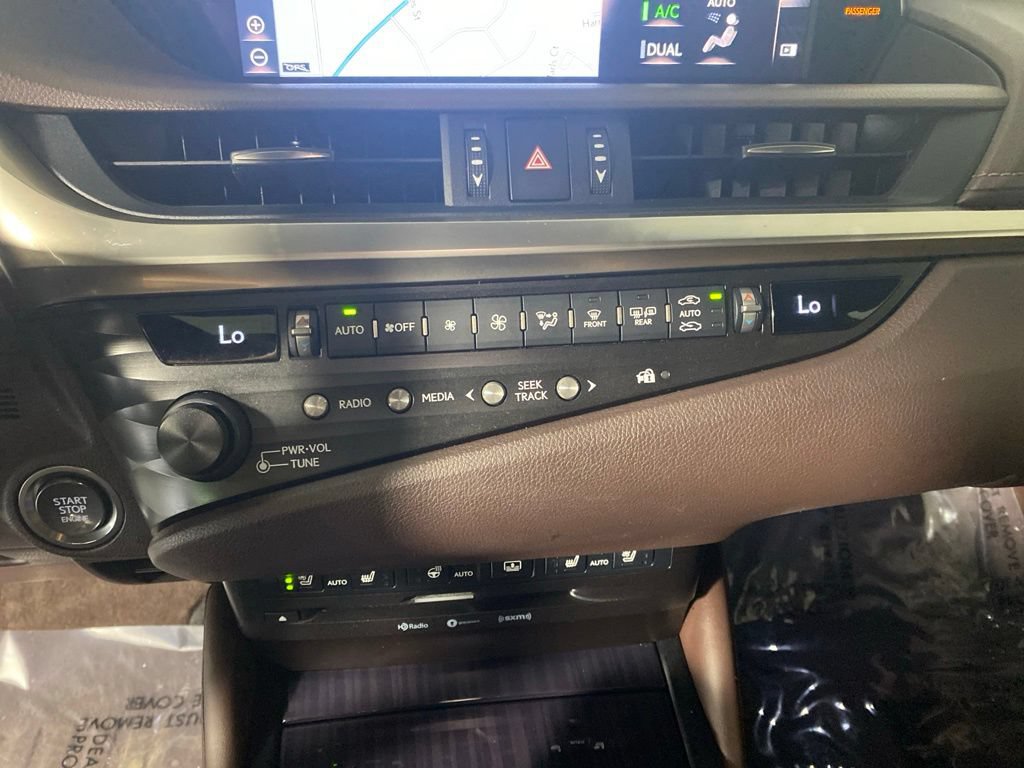 Used 2019 Lexus ES 350 w/ Accessory Package 2 FWD image 22