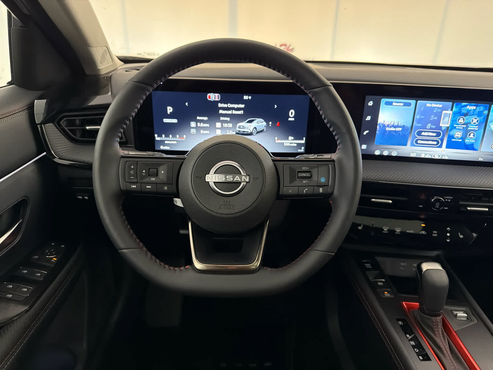 New 2026 Nissan Kicks SR w/ SR Premium Package FWD image 17