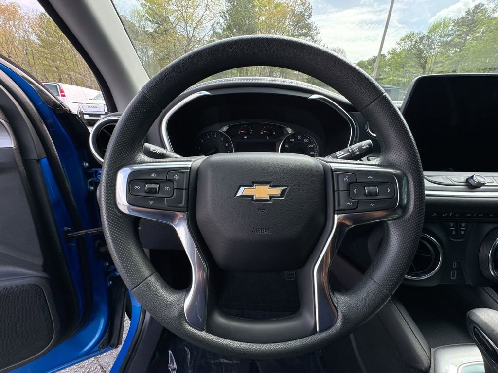 Used 2024 Chevrolet Blazer LT w/ Driver Confidence Package image 16