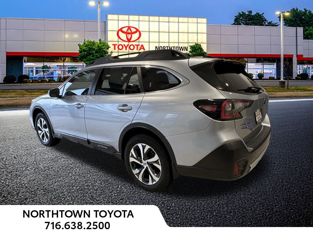 Used 2020 Subaru Outback Limited image 3