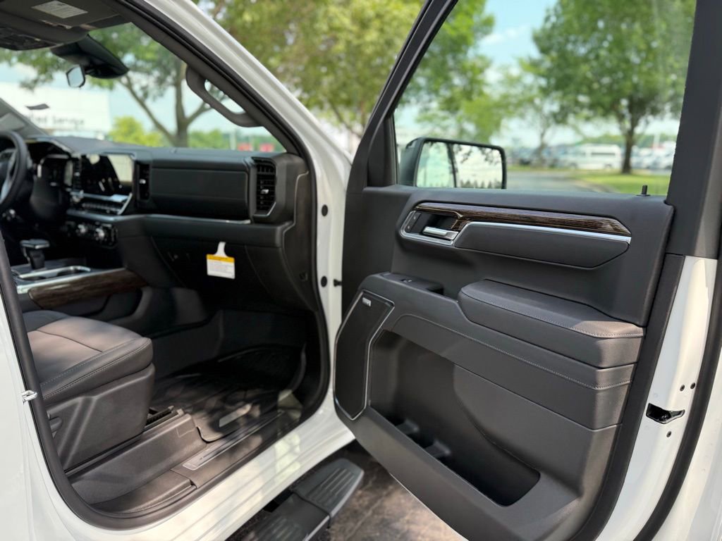 New 2026 GMC Sierra 1500 Elevation w/ Elevation Premium Package image 32