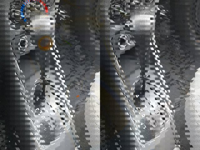 Used 2010 Ford Transit Connect XLT image 19