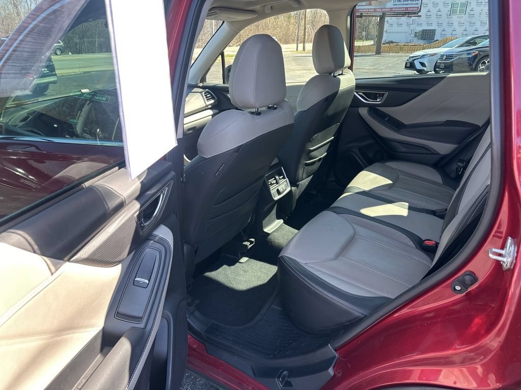 Used 2023 Subaru Forester Limited AWD/4WD image 29