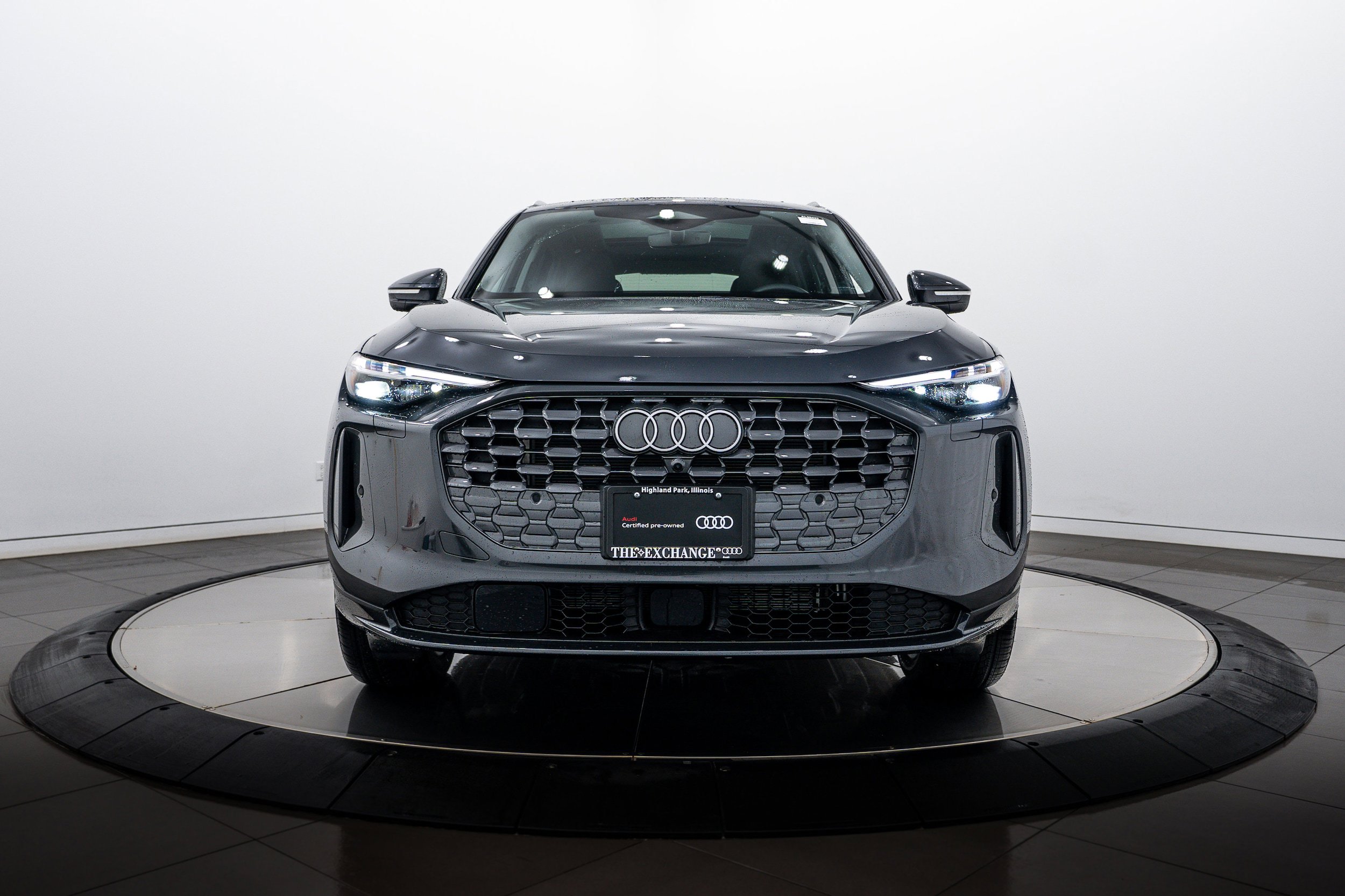 Certified 2025 Audi Q5 Premium Plus w/ Premium Plus AWD/4WD image 24