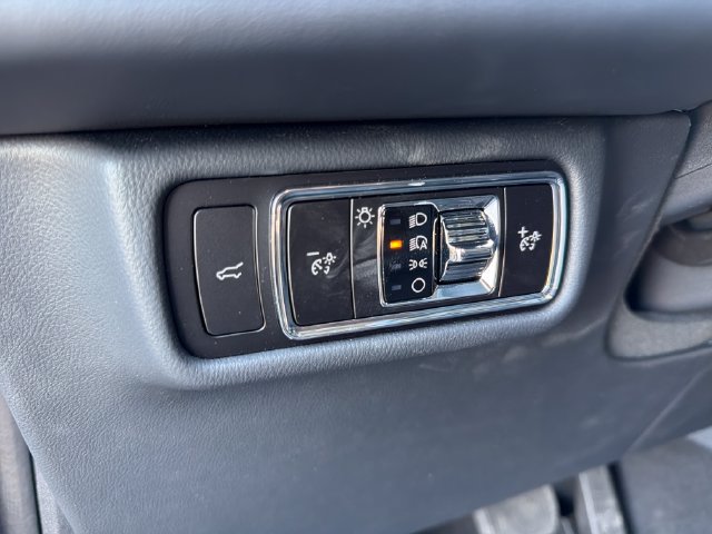 New 2026 Lincoln Aviator AWD w/ Jet Appearance Package image 24