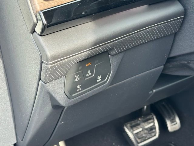 New 2026 Volkswagen Atlas SEL Premium R-Line image 36