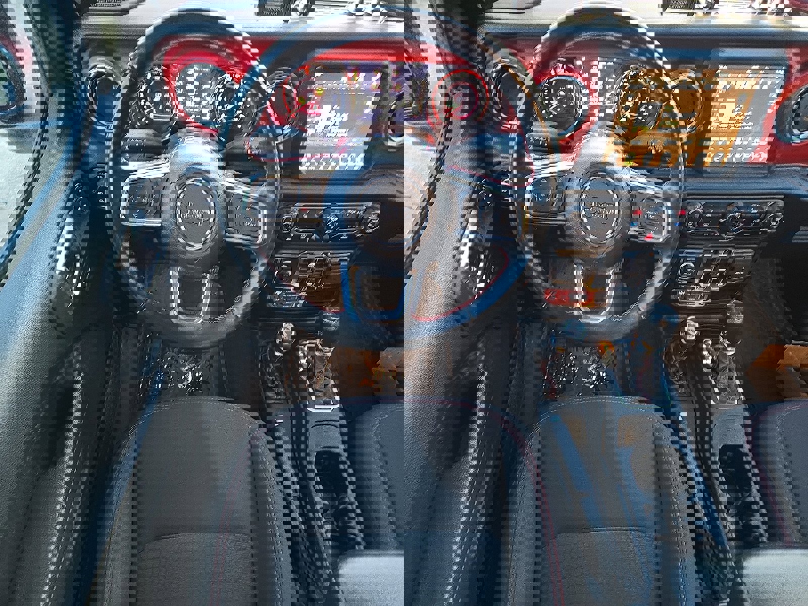 Used 2022 Jeep Gladiator Rubicon image 12