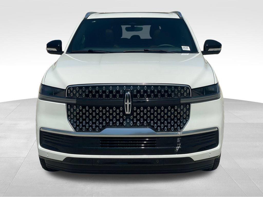 New 2026 Lincoln Navigator Reserve AWD/4WD image 8