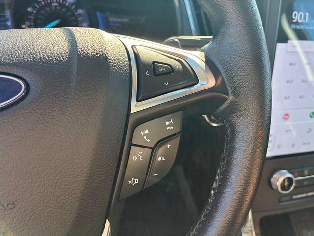 Used 2023 Ford Edge Titanium w/ Class II Trailer Tow Package AWD/4WD image 26