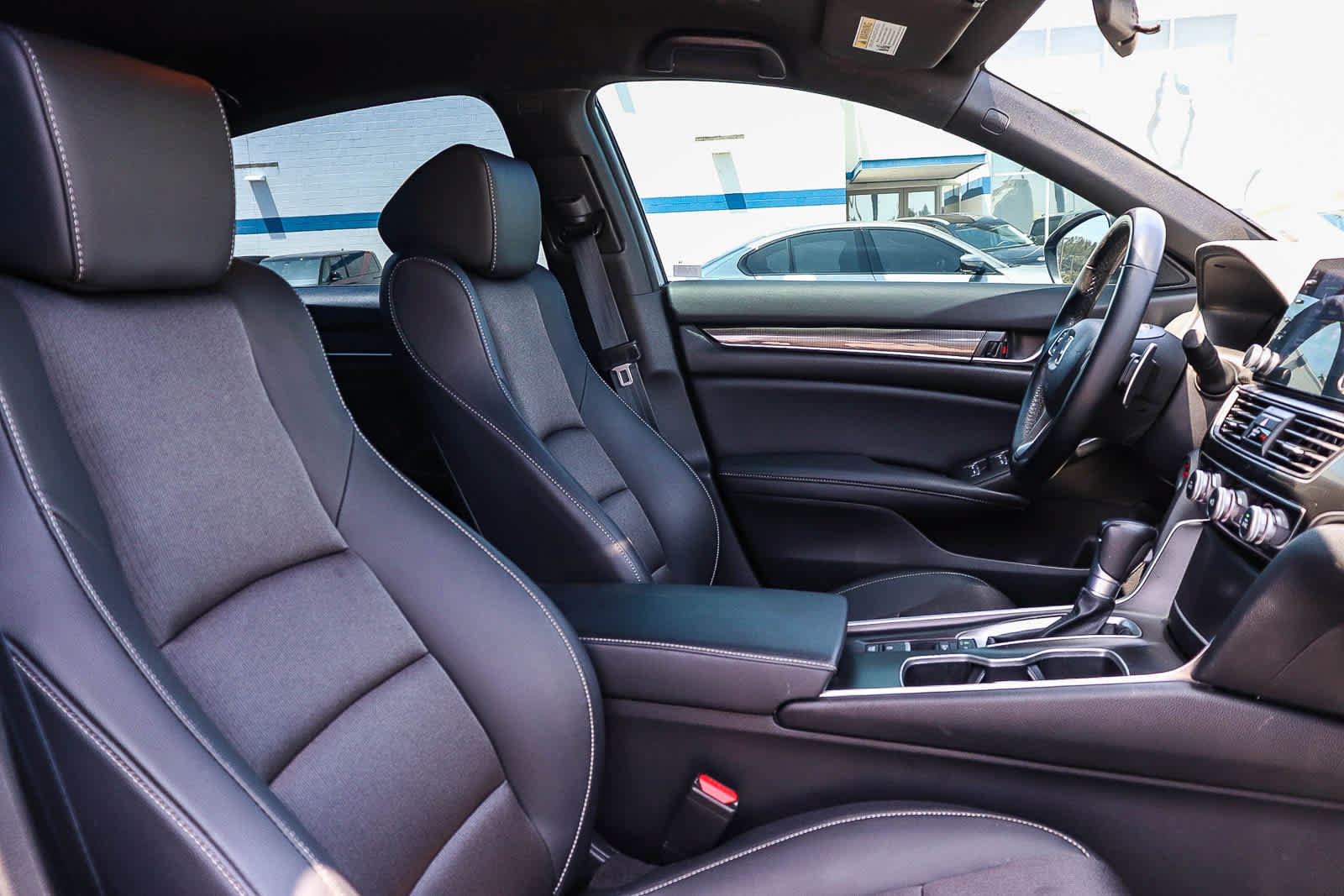 Used 2022 Honda Accord Sport image 24