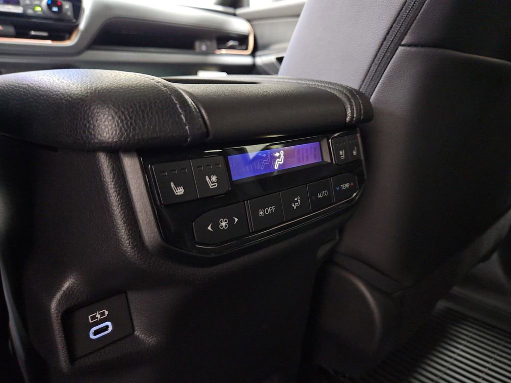 New 2026 Toyota Grand Highlander AWD Hybrid image 26