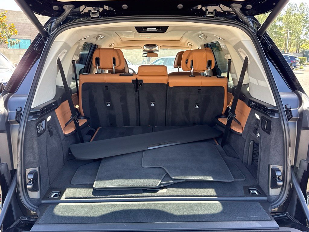 Certified 2025 BMW X7 xDrive40i w/ Premium Package AWD/4WD image 16