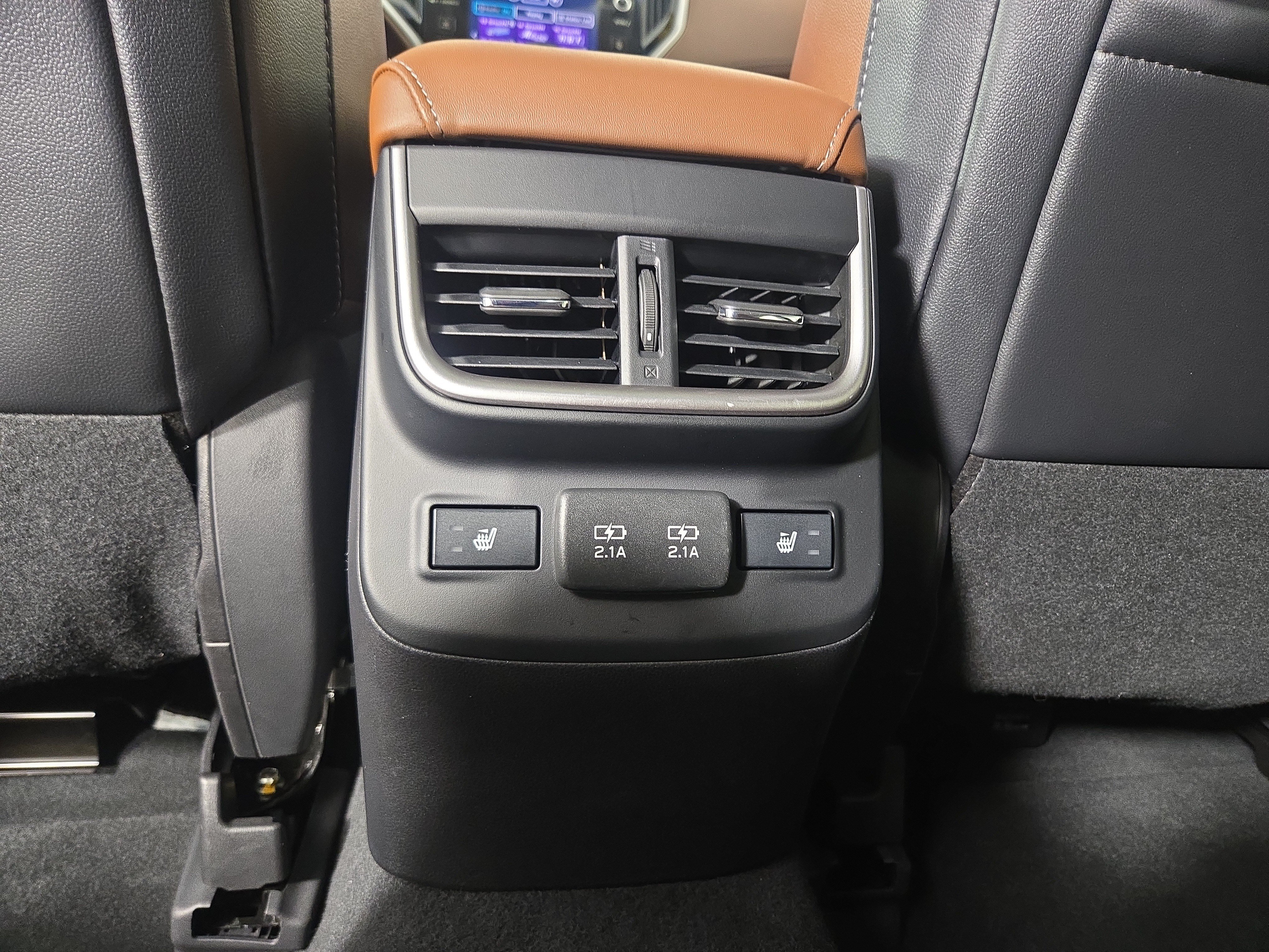 Used 2020 Subaru Outback Touring XT AWD/4WD image 34